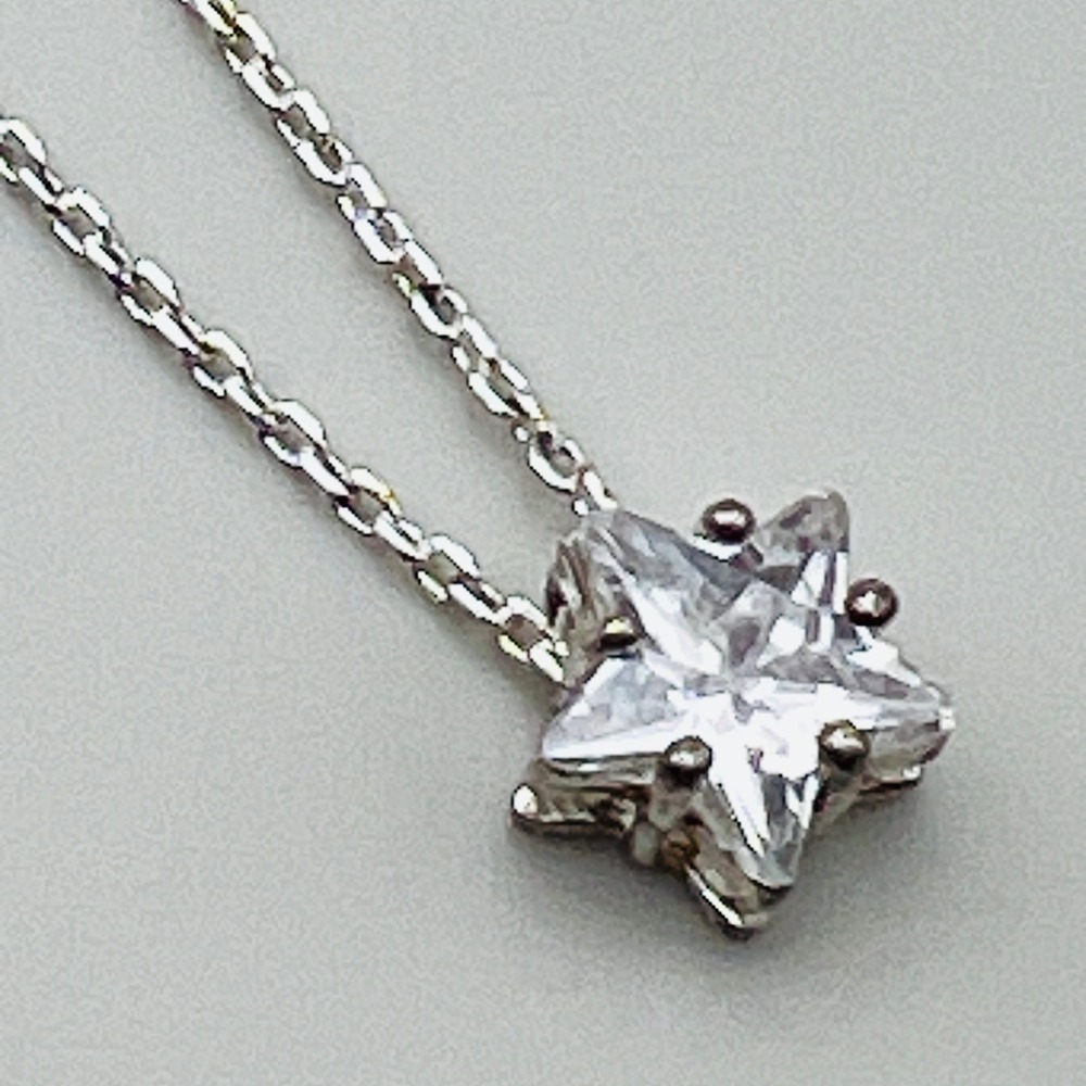 Silver Toneā Star Pendant Necklace Clear Cubic Zirconia Dainty Chain Womens